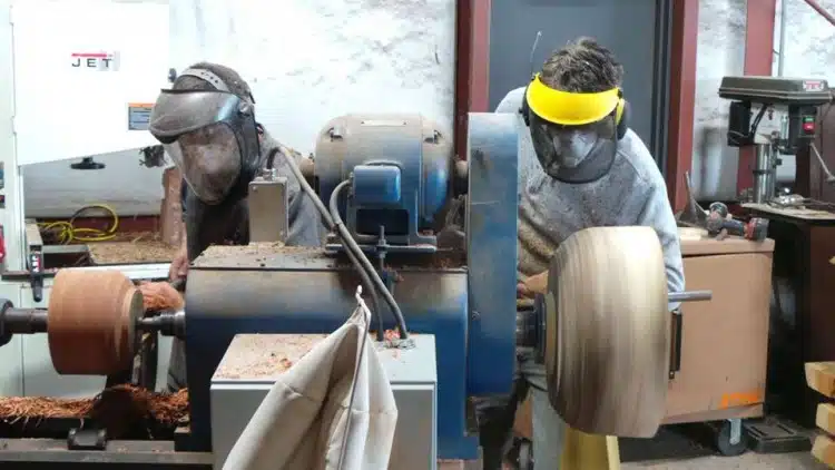 Turning Two Bowls on One Lathe
