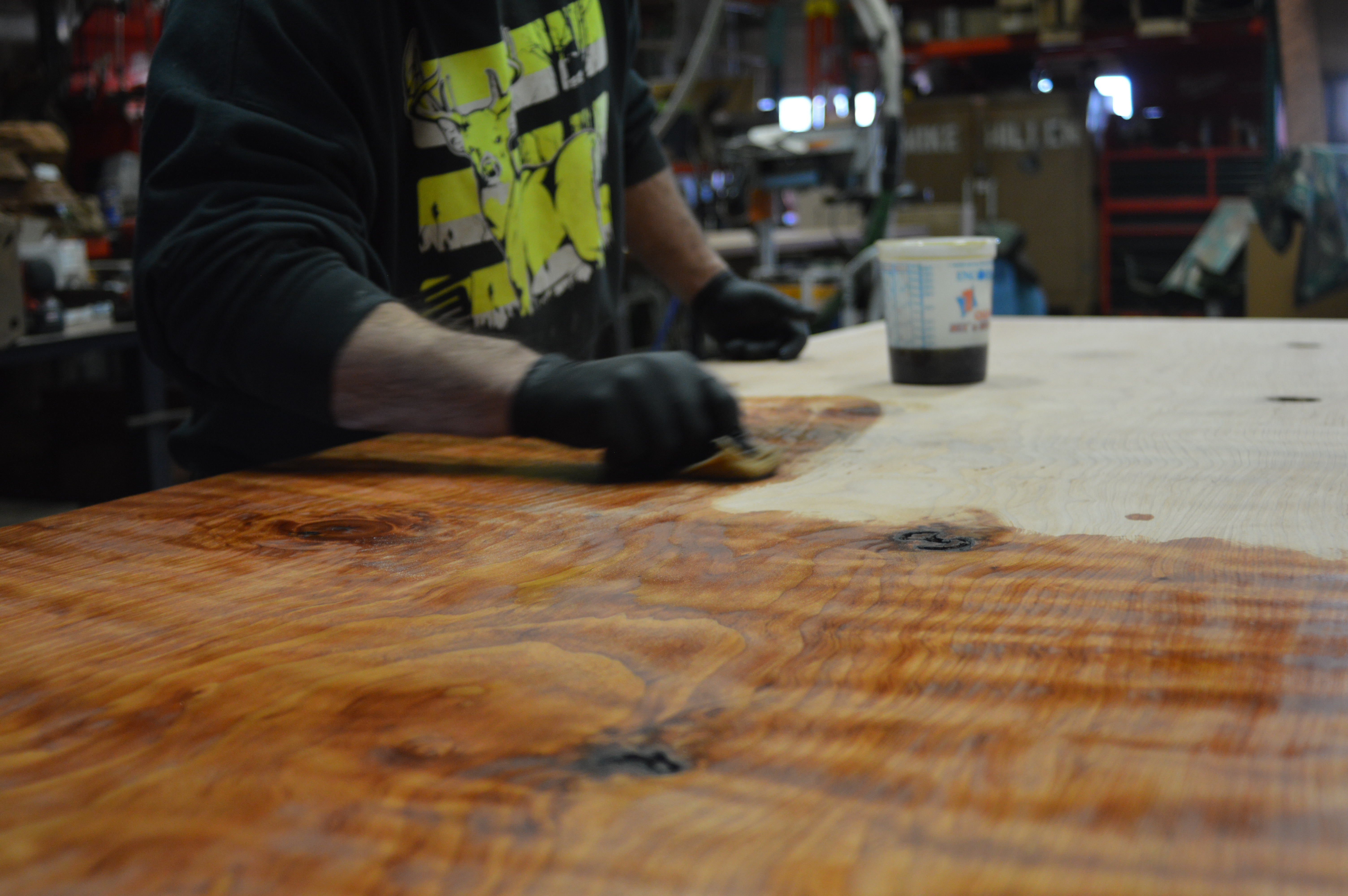 Oak table with damaged soap finish > switching to oil